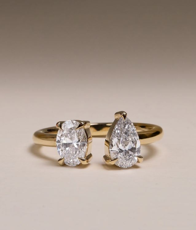 Pear and Oval Open Band Toi et Moi Ring