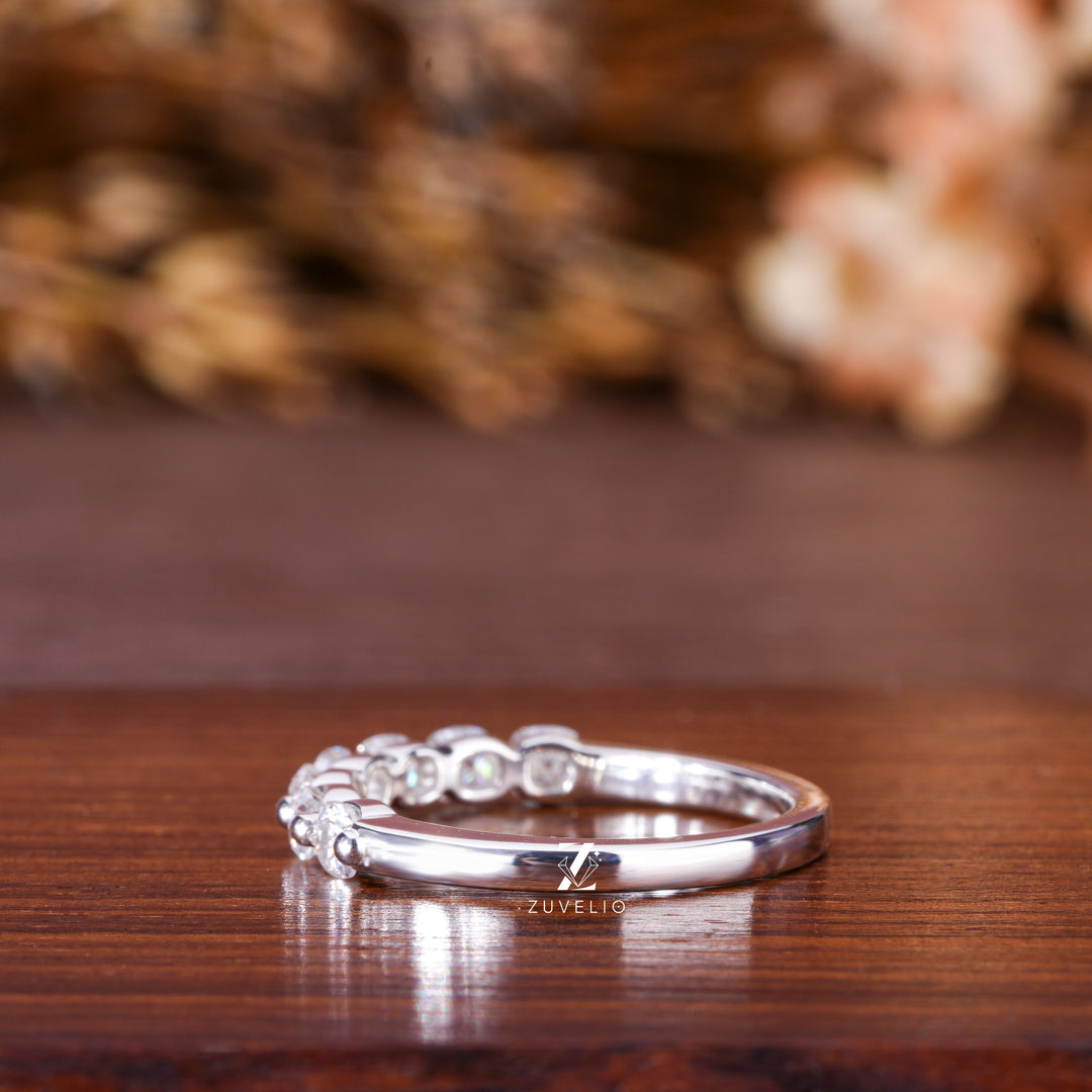 Cushion Cut Moissanite Band - Zuvelio.com