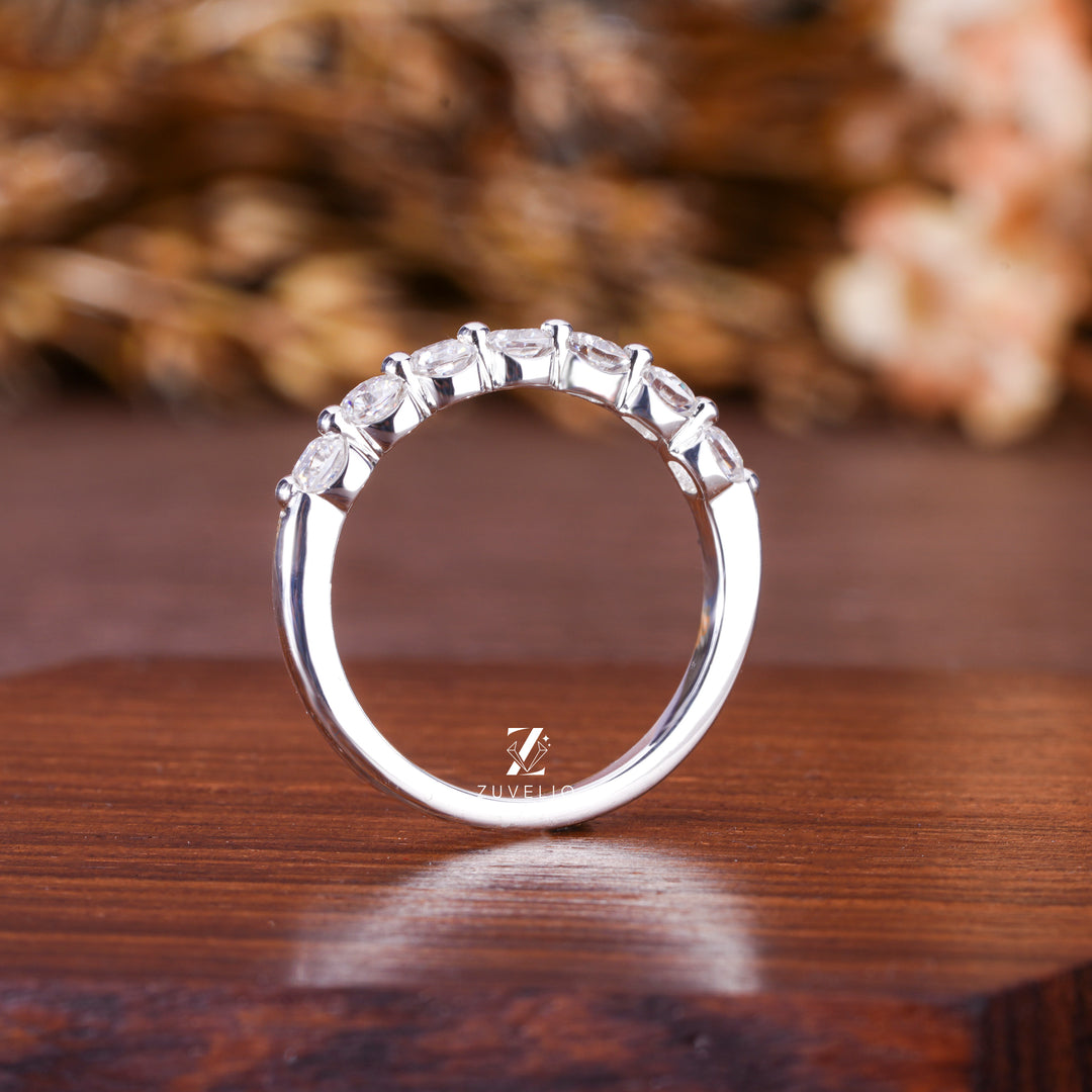 Cushion Cut Moissanite Band - Zuvelio.com