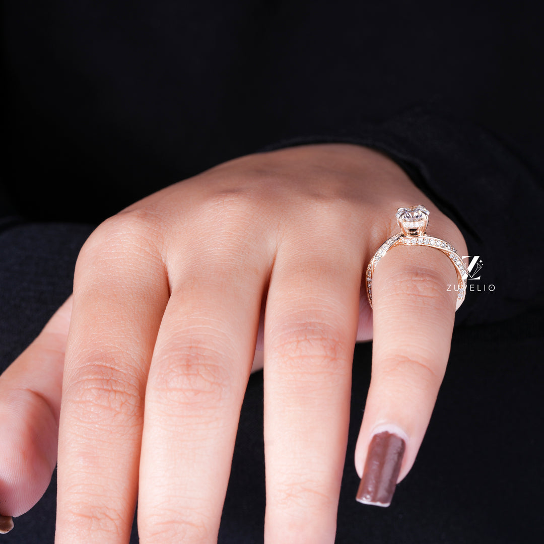 Round Cut Twisted Diamond Ring - Zuvelio.com