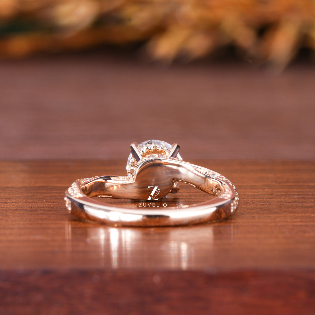 Round Cut Twisted Diamond Ring - Zuvelio.com